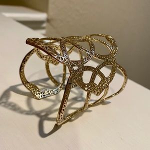 Gold Kendra Scott Bracelet